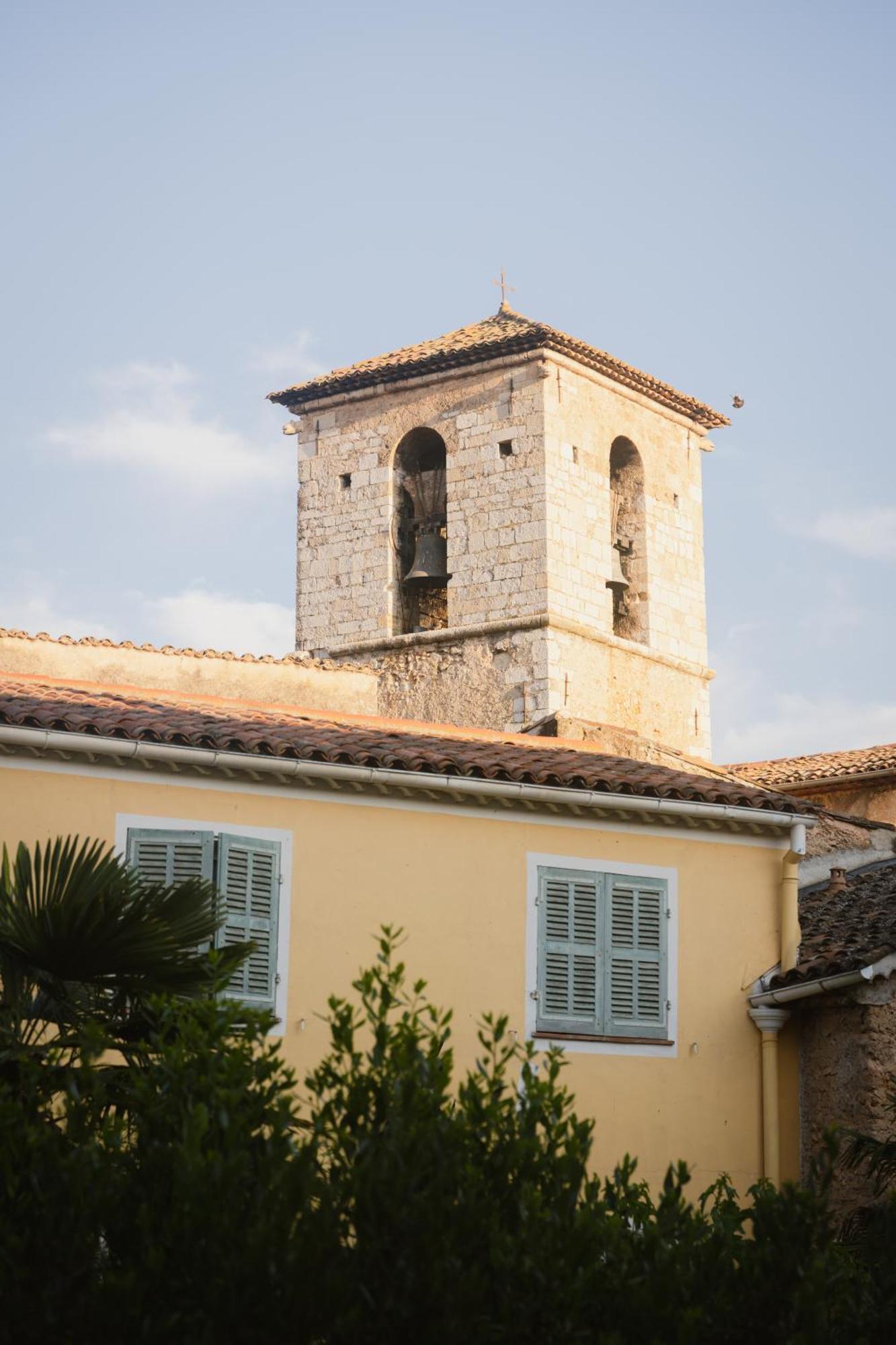 Auberge De La Tour โอปส์ ภายนอก รูปภาพ