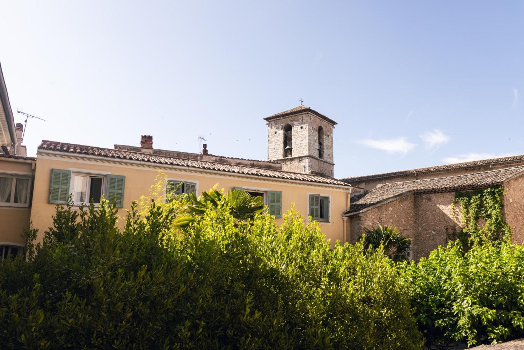 Auberge De La Tour โอปส์ ภายนอก รูปภาพ