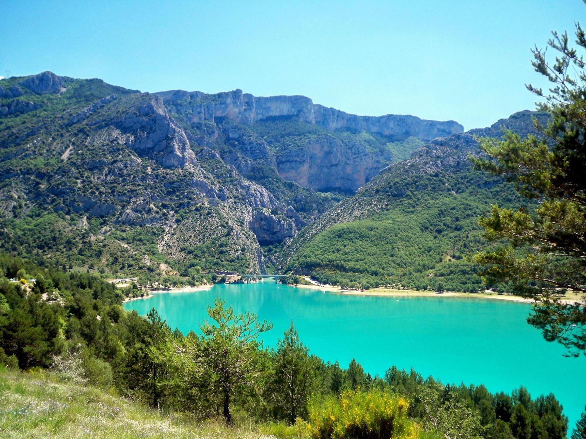 Auberge De La Tour โอปส์ ภายนอก รูปภาพ