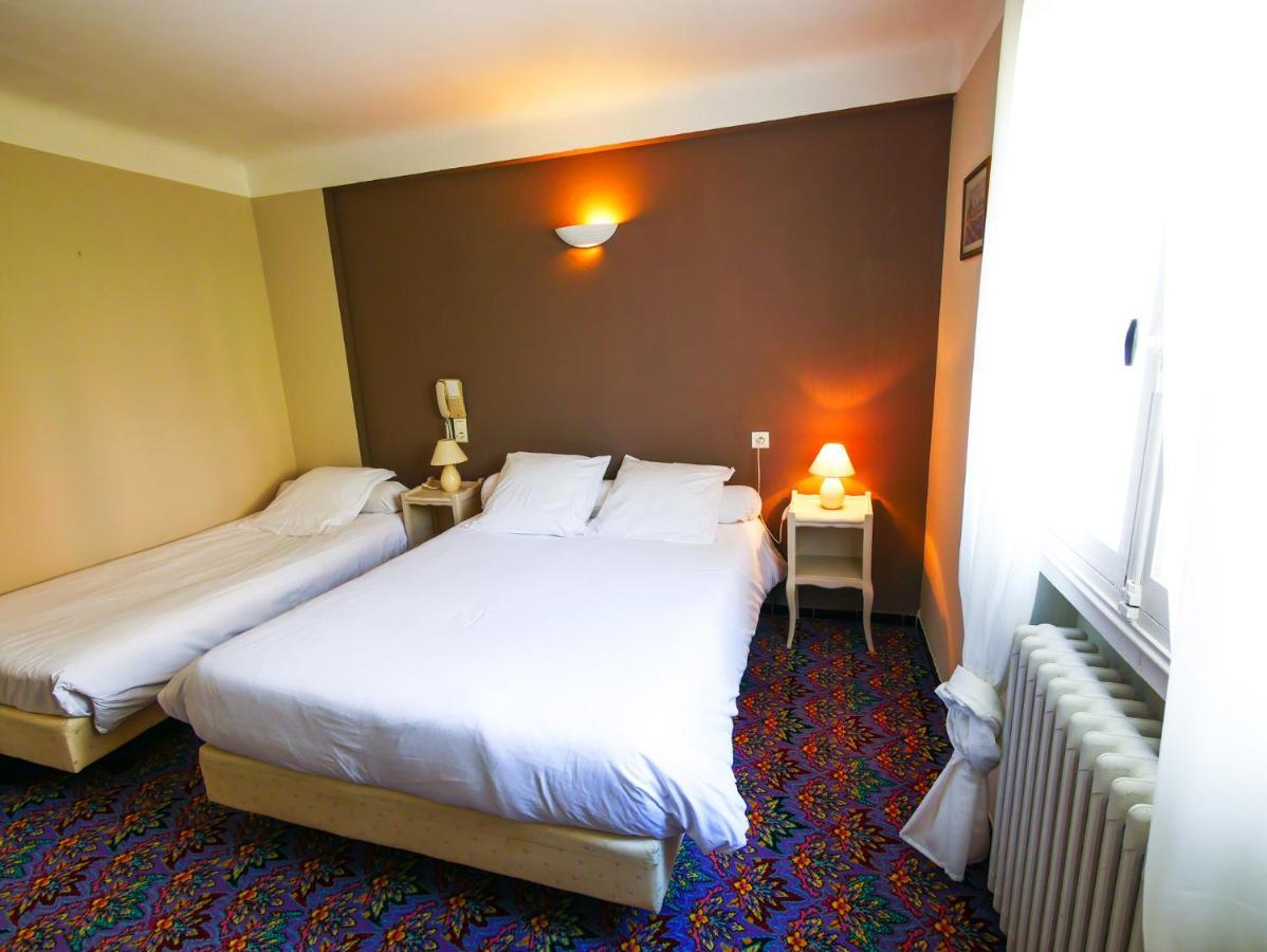 Auberge De La Tour โอปส์ ภายนอก รูปภาพ